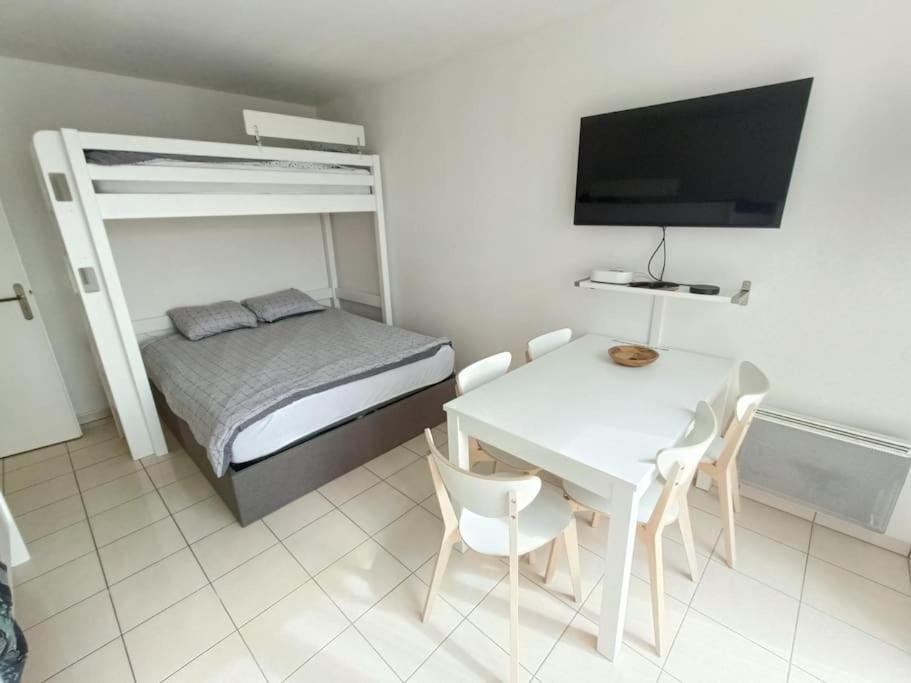 Disney Horizon Parc Studio 5 Personnes Pk Prive Gratuit Balcon Lit Bebe มองต์เตฮวา ภายนอก รูปภาพ